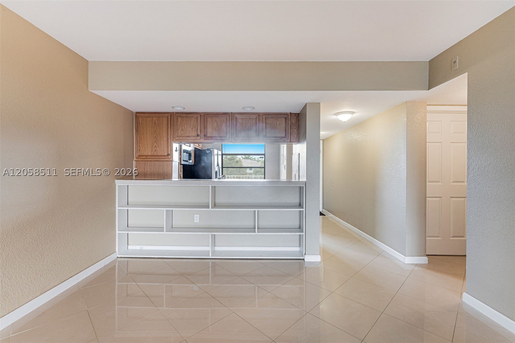1705 Whitehall Dr 401 Property Photo 15