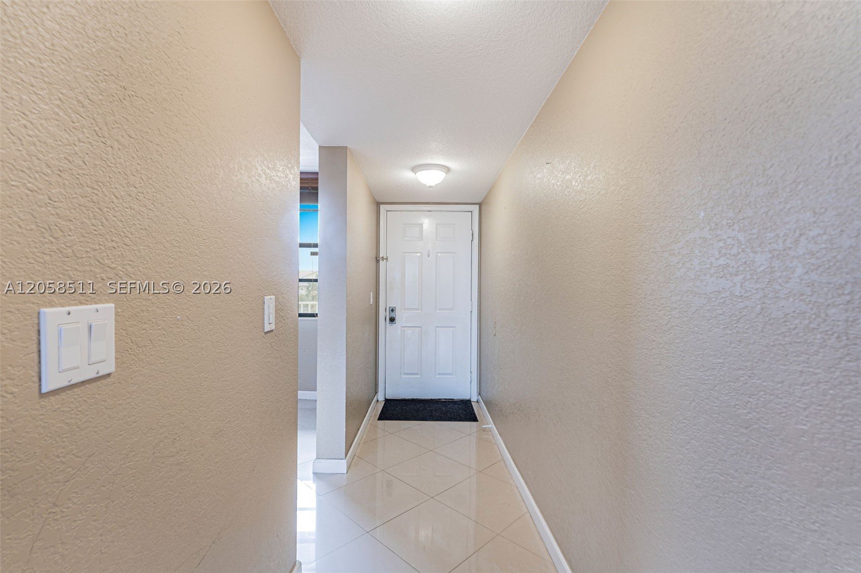 1705 Whitehall Dr 401 Property Photo 23