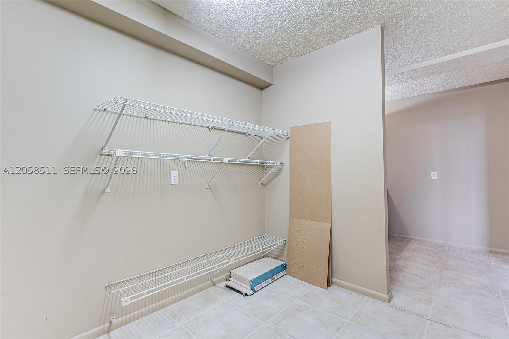 1705 Whitehall Dr 401 Property Photo 41