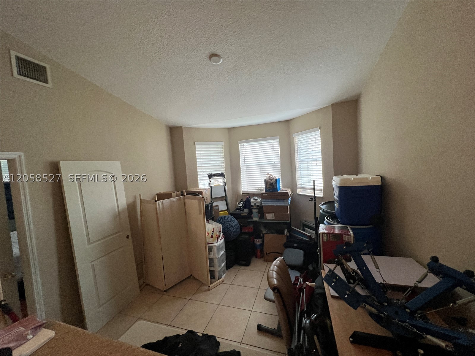 1535 Se 26th St 200 Property Photo 16