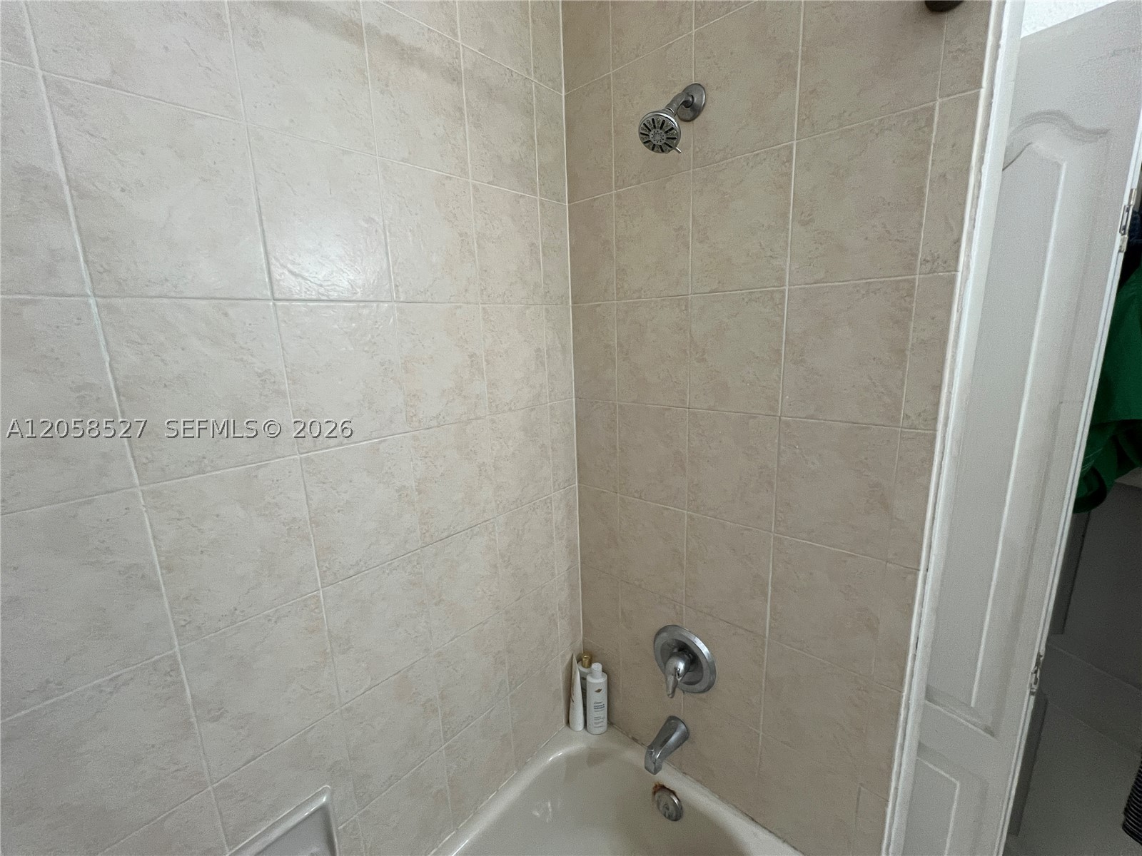 1535 Se 26th St 200 Property Photo 26
