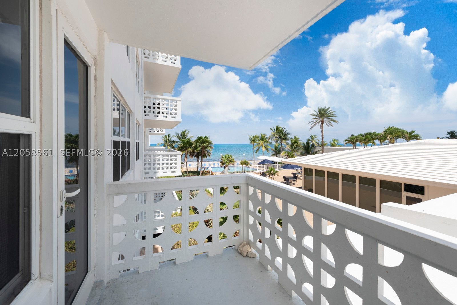 4010 Galt Ocean Dr 207 Property Photo 12