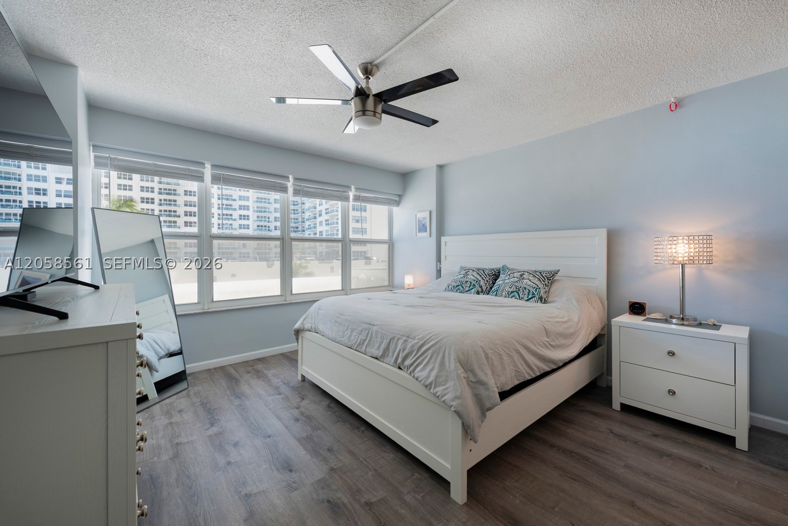 4010 Galt Ocean Dr 207 Property Photo 13