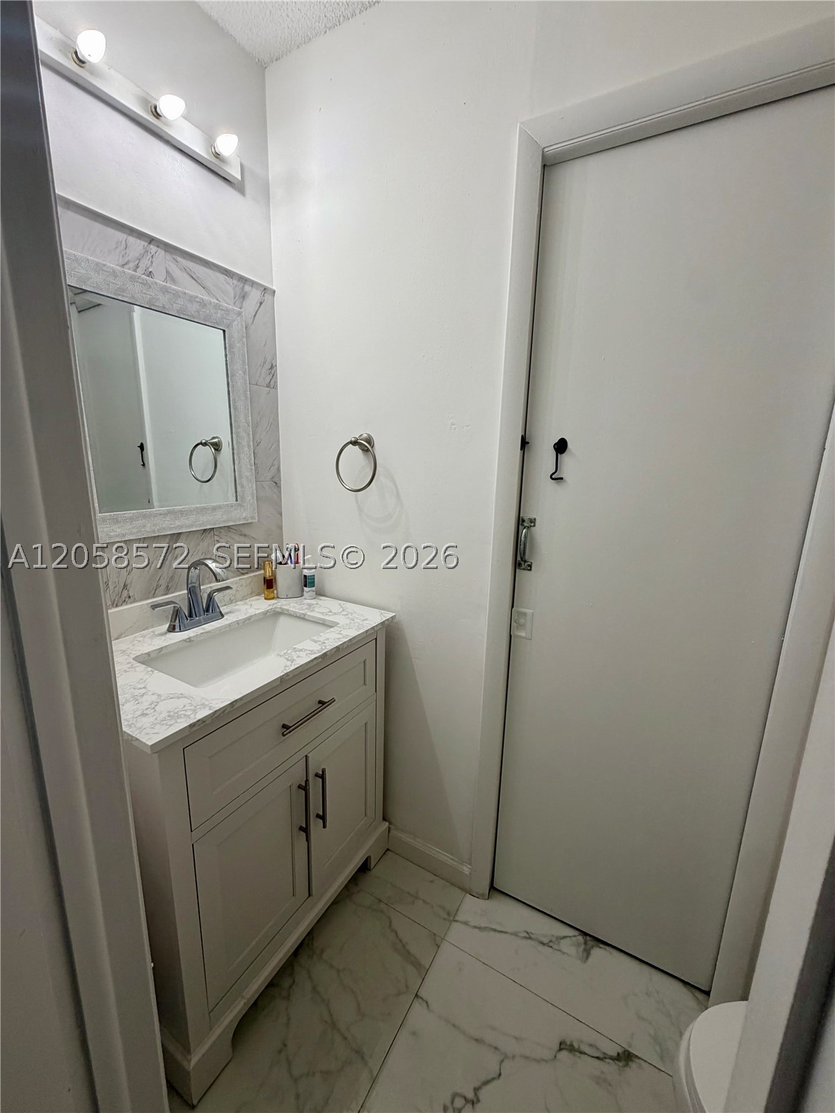 270 Nw 71st Ave 4 Property Photo 14