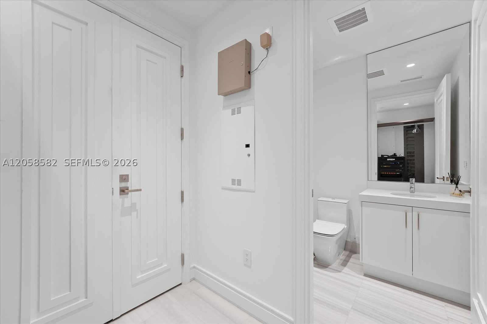 17901 Collins Ave 3004 Property Photo 27