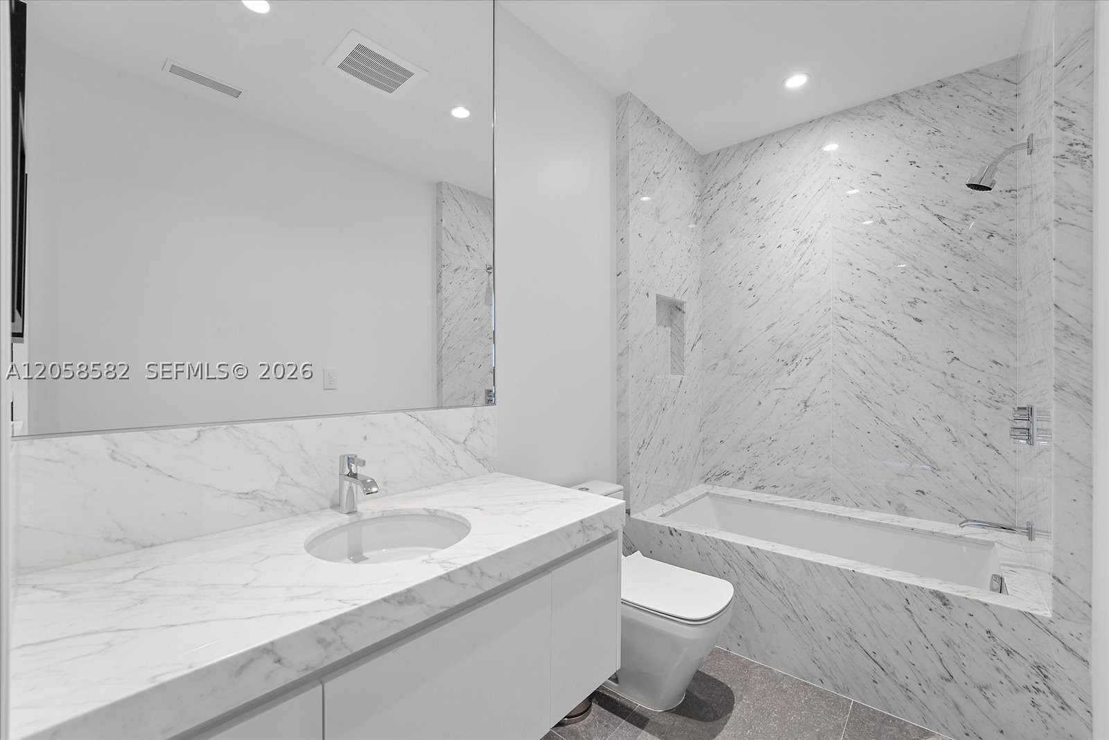 17901 Collins Ave 3004 Property Photo 40