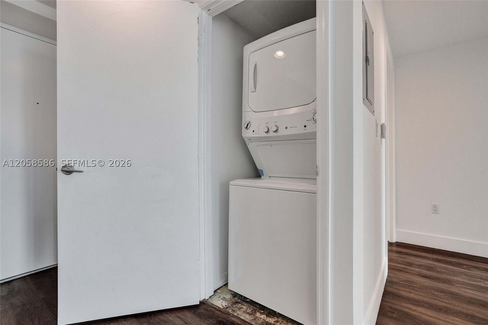 55 Se 6th St 3604 Property Photo 12