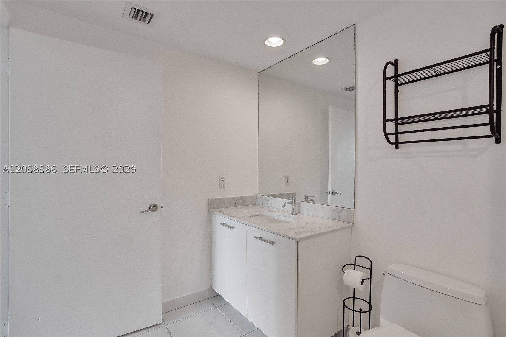 55 Se 6th St 3604 Property Photo 18