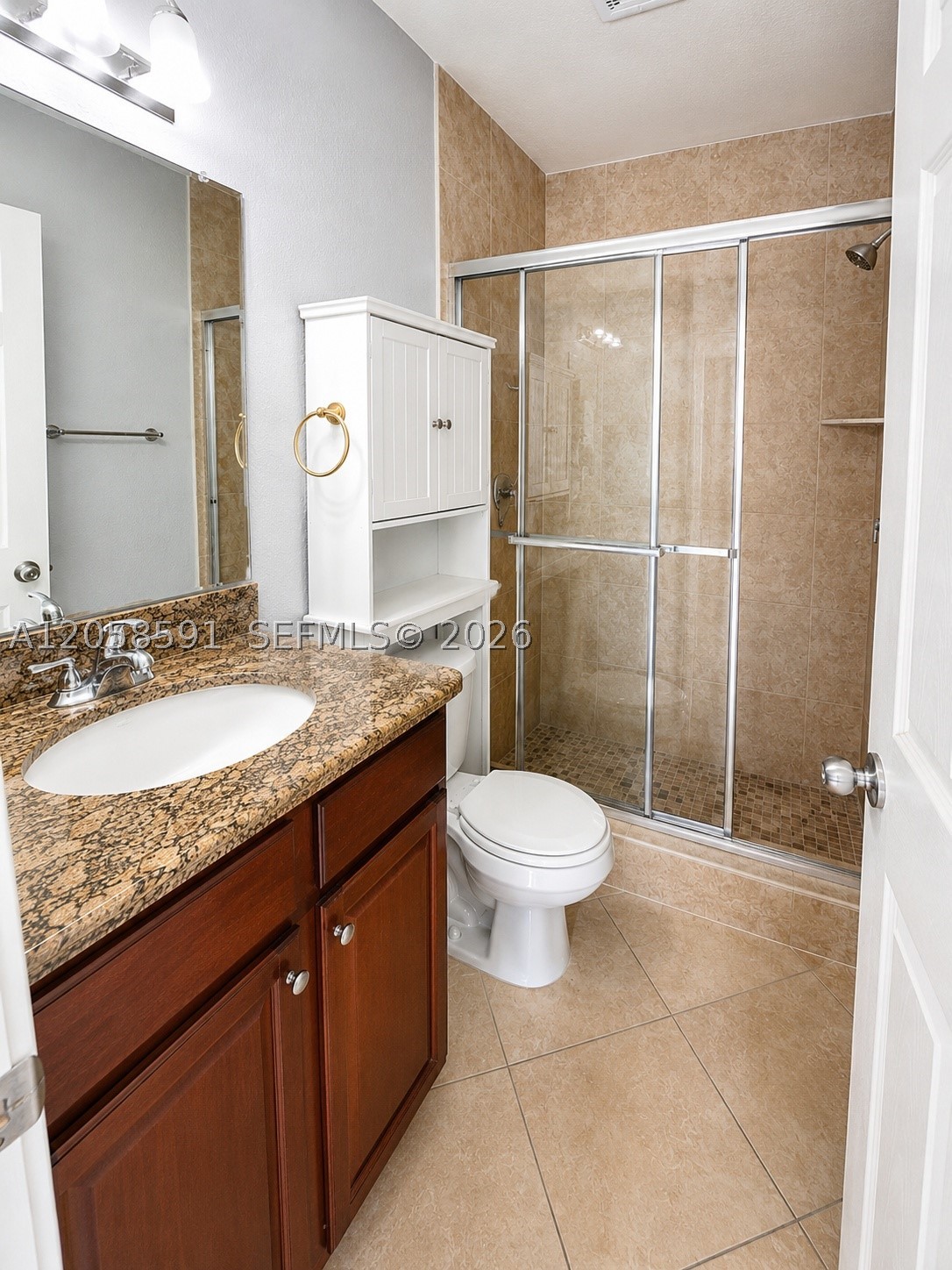 1000 Palm Trl 10 Property Photo 2