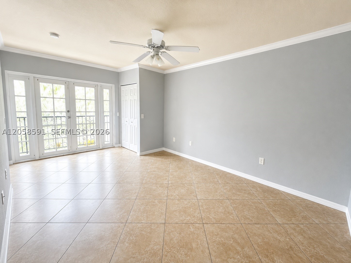 1000 Palm Trl 10 Property Photo 3