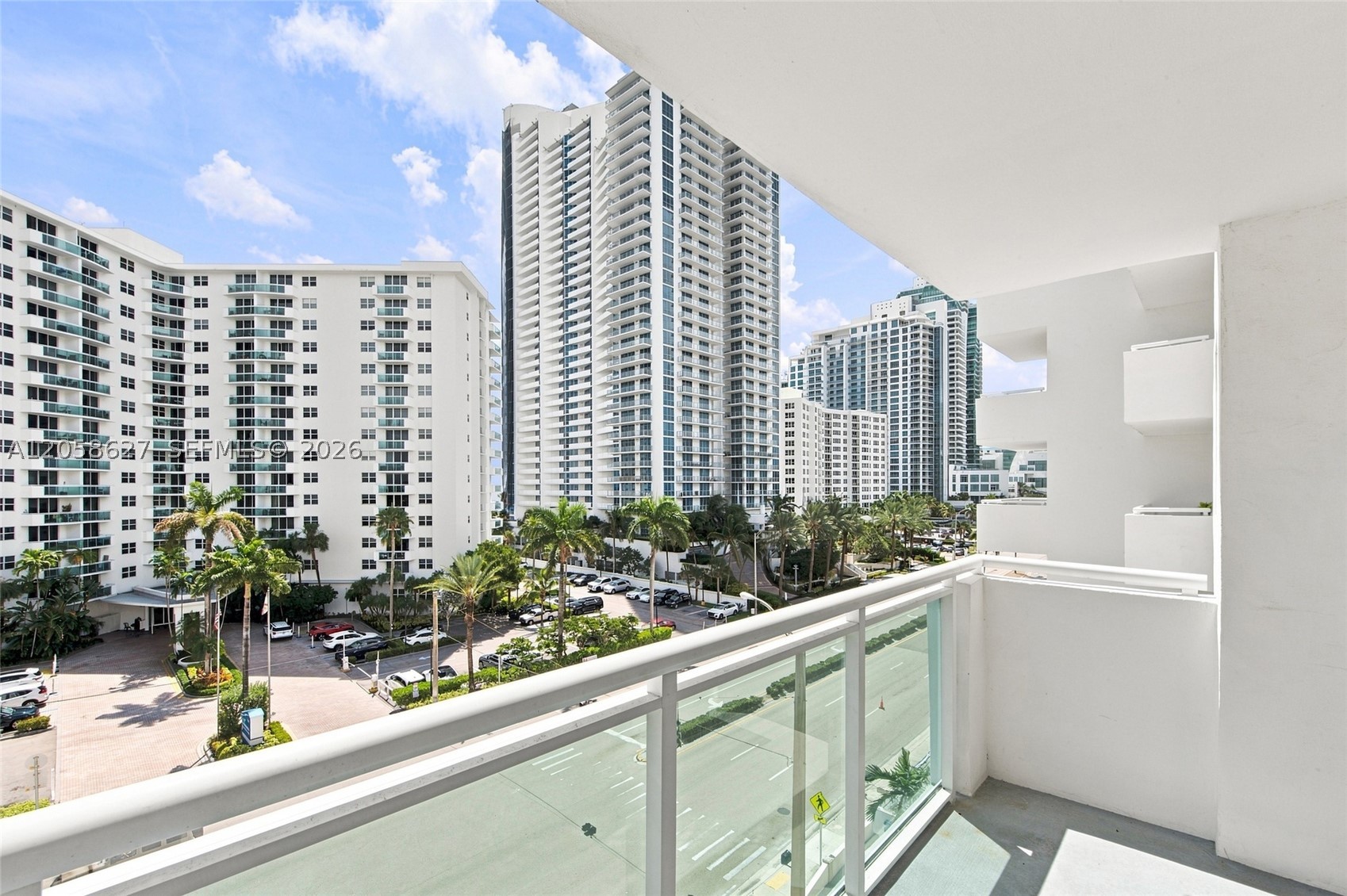 3000 S Ocean Dr 518 Property Photo 10