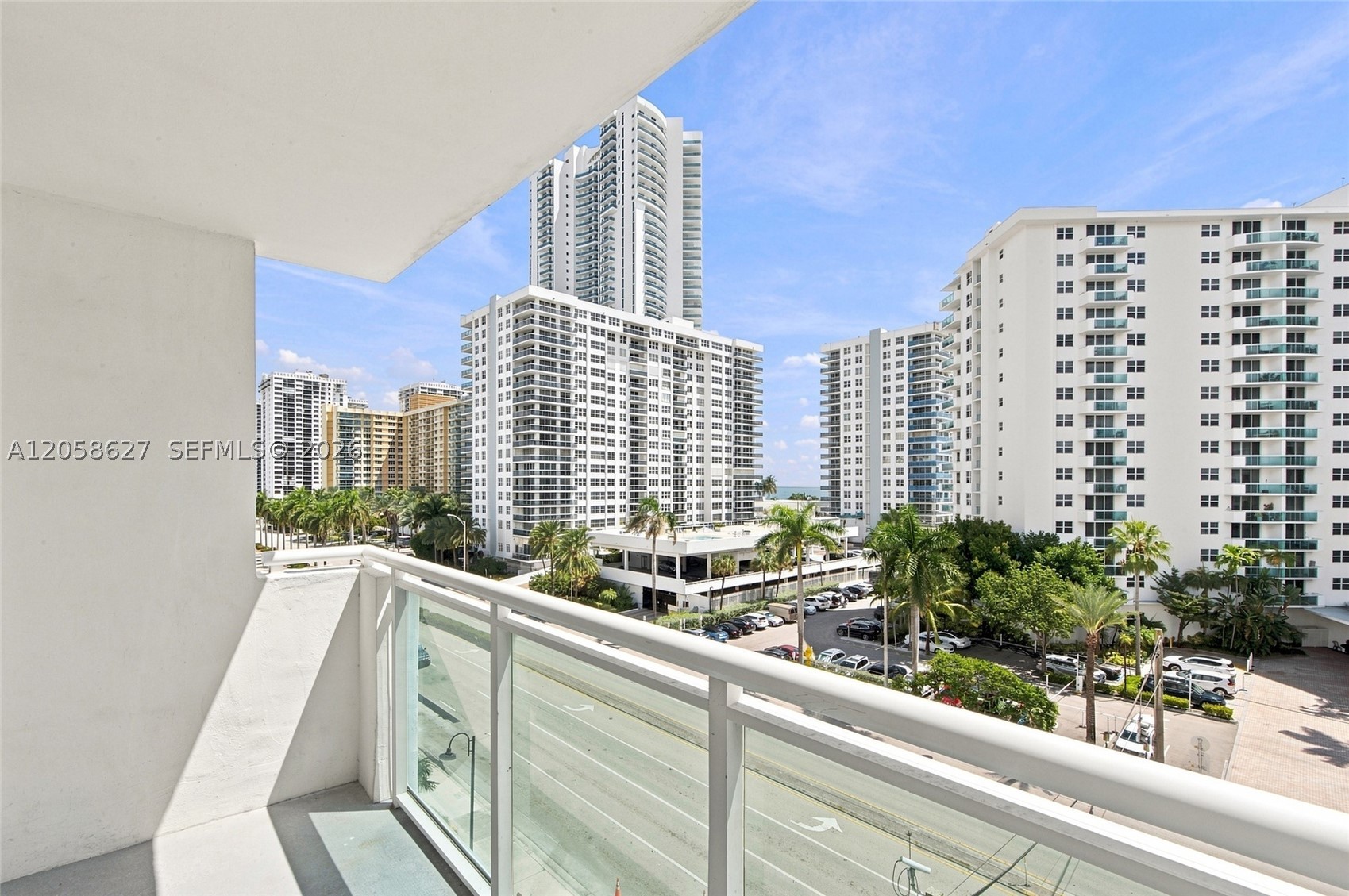 3000 S Ocean Dr 518 Property Photo 11