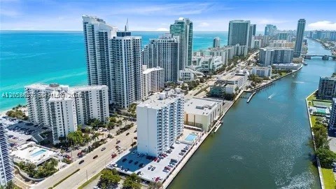 3000 S Ocean Dr 518 Property Photo 30