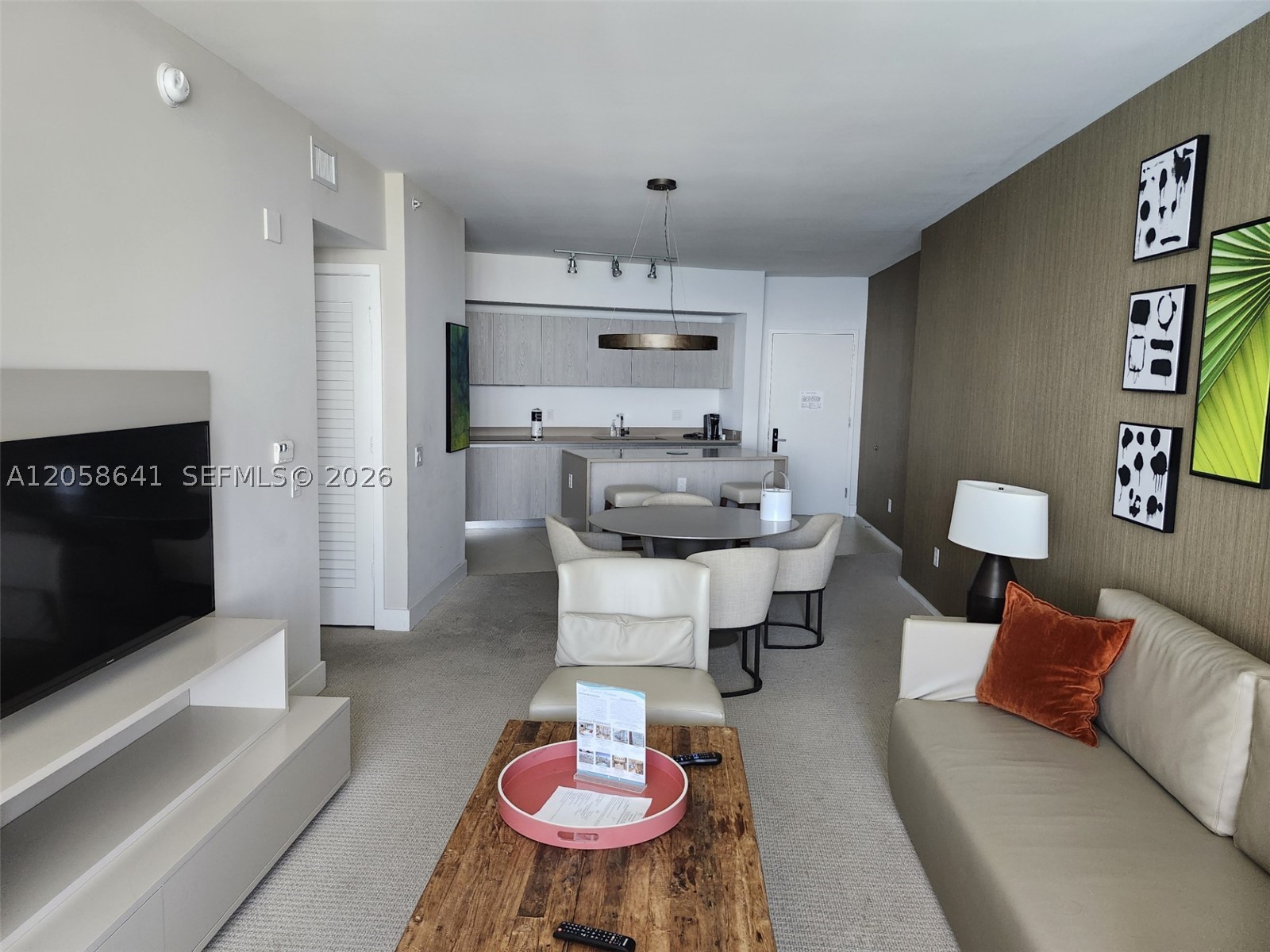 4111 S Ocean Dr 3610 Property Photo 3