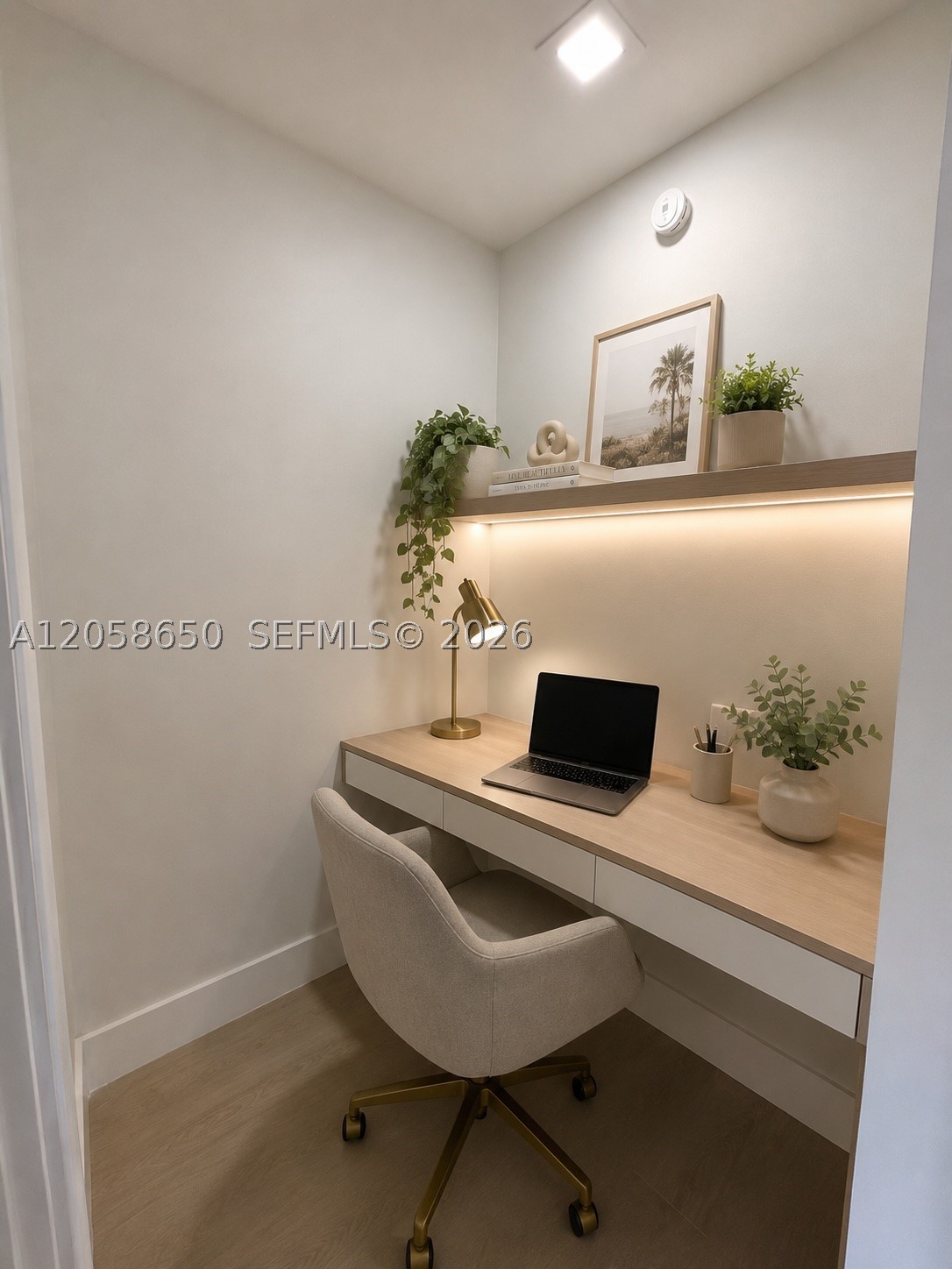 300 Bayview Dr 1201 Property Photo 4