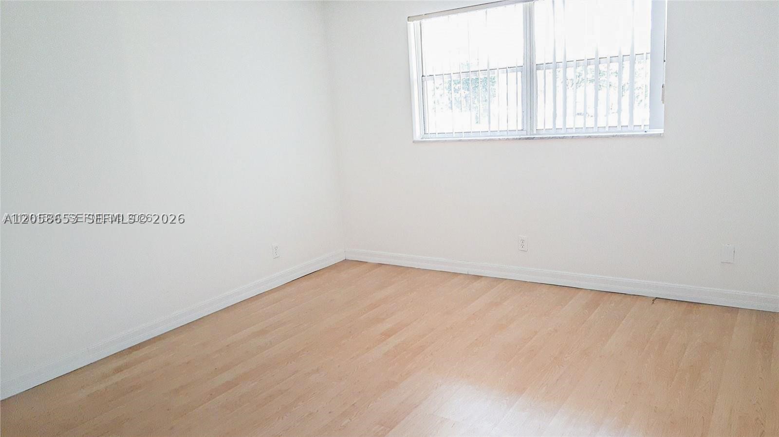 7911 N Colony Cir N 202 Property Photo 10