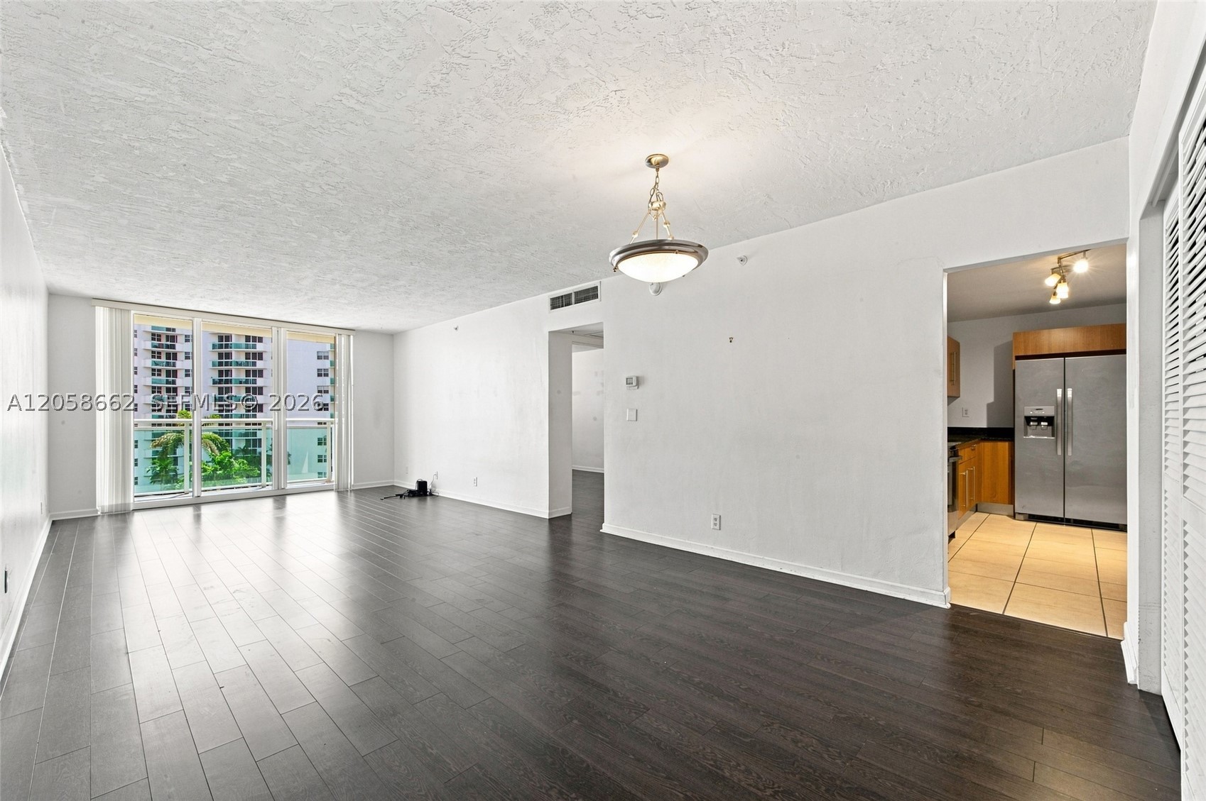 3000 S Ocean Dr 518 Property Photo 5