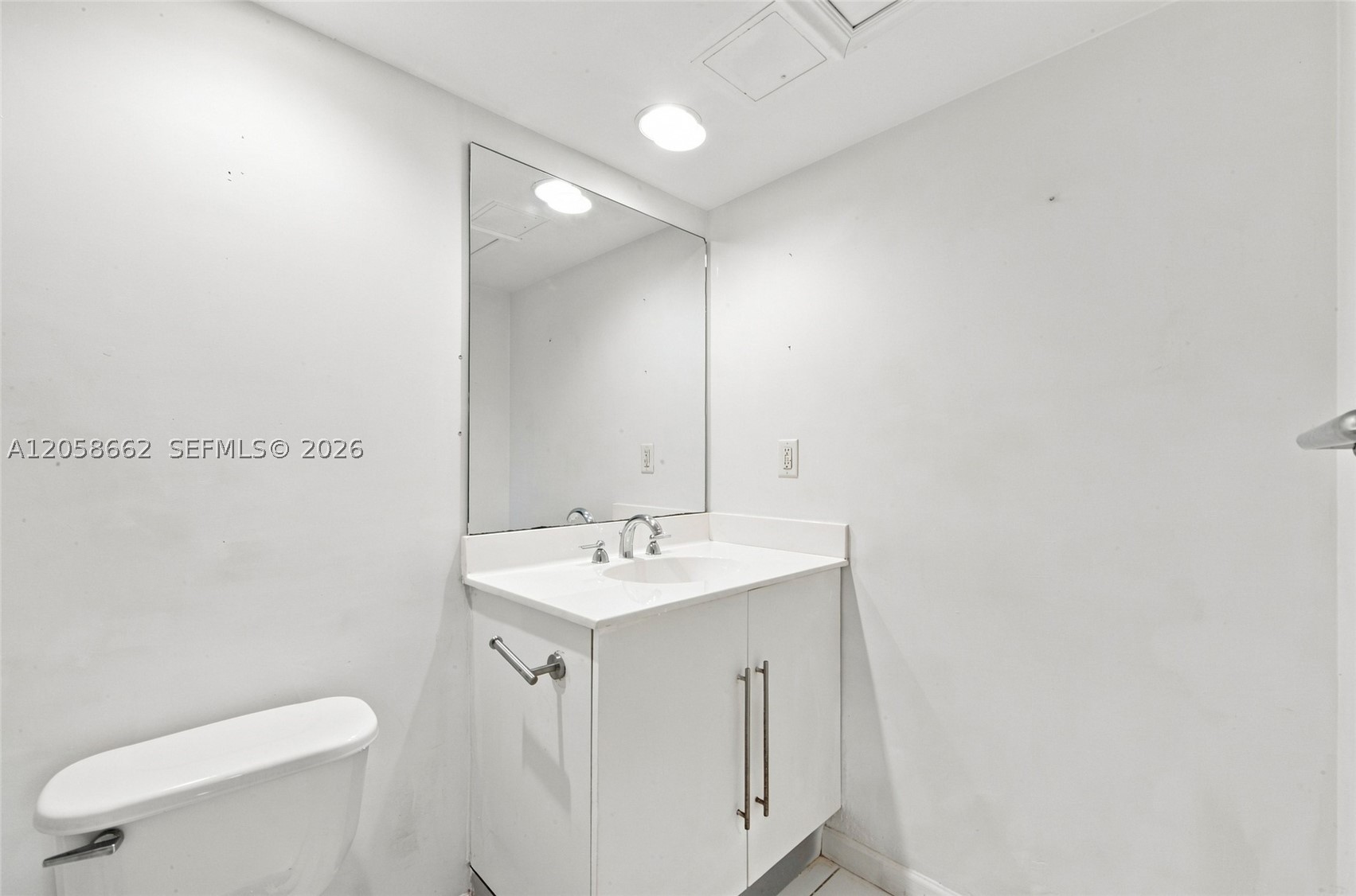 3000 S Ocean Dr 518 Property Photo 19