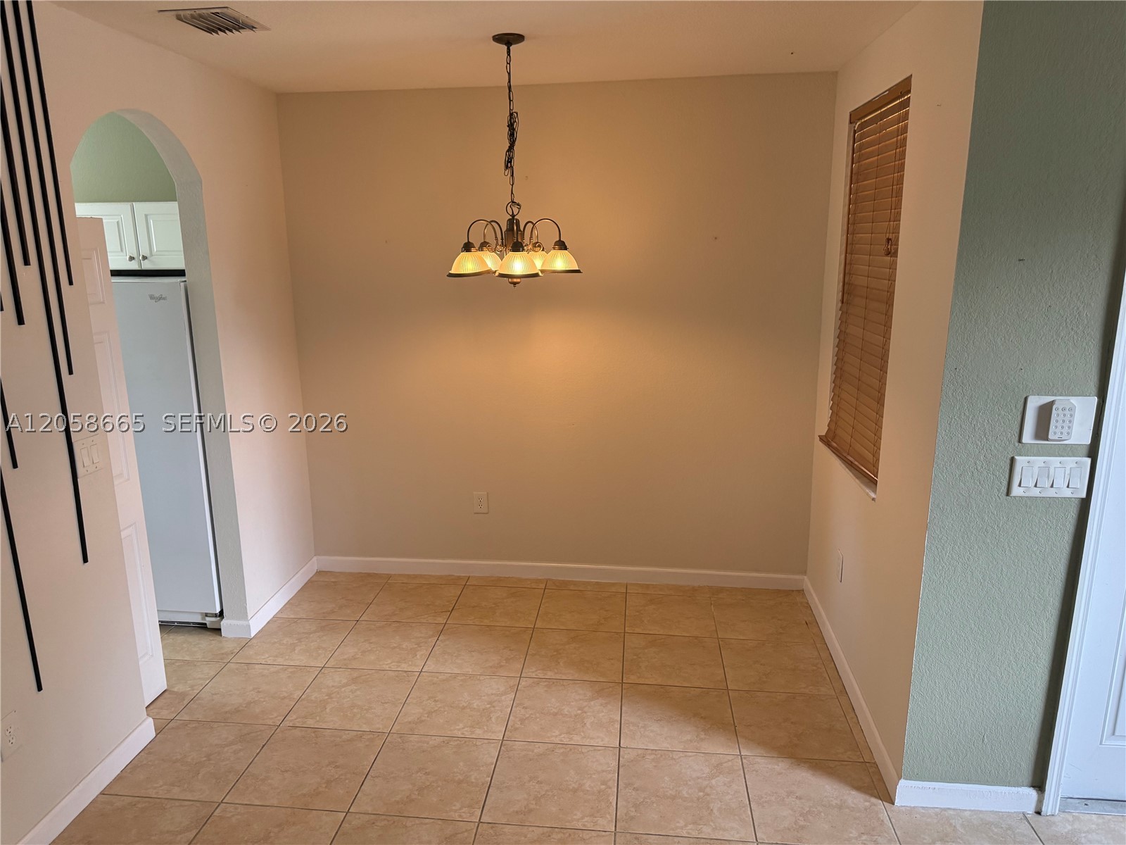 1655 Ne 33rd Rd 105-4 Property Photo 12