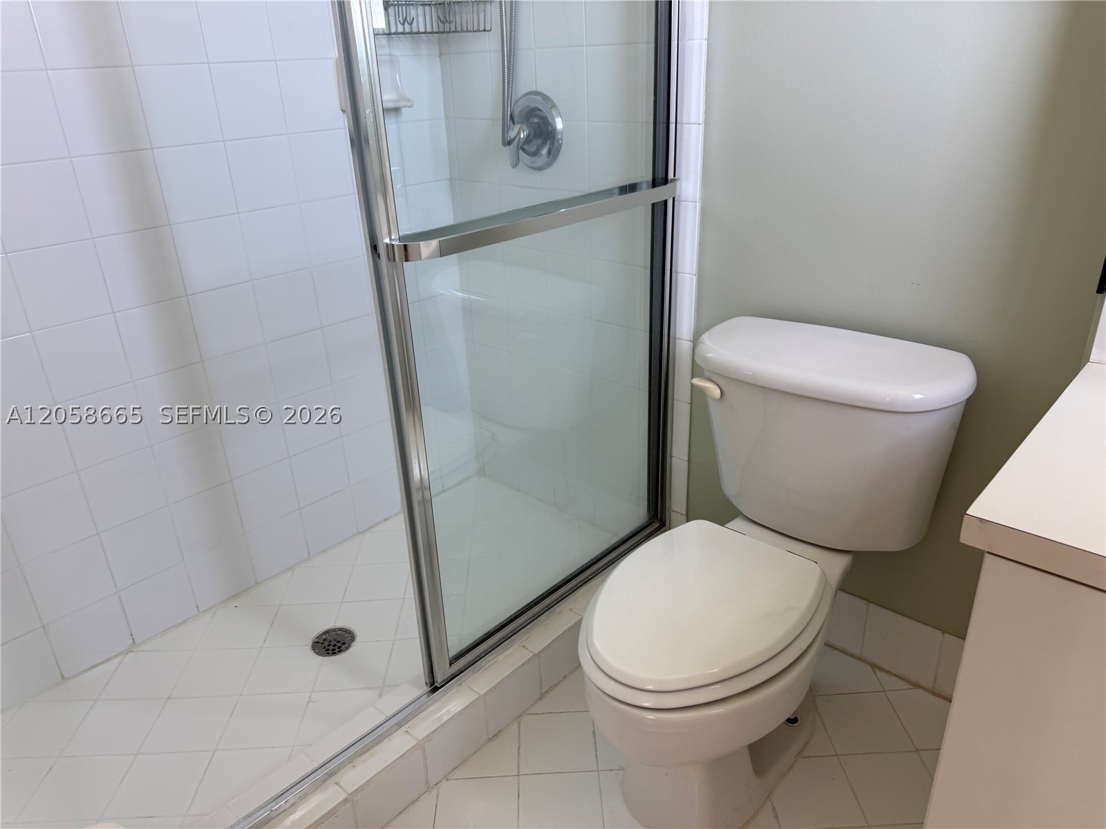 1655 Ne 33rd Rd 105-4 Property Photo 16