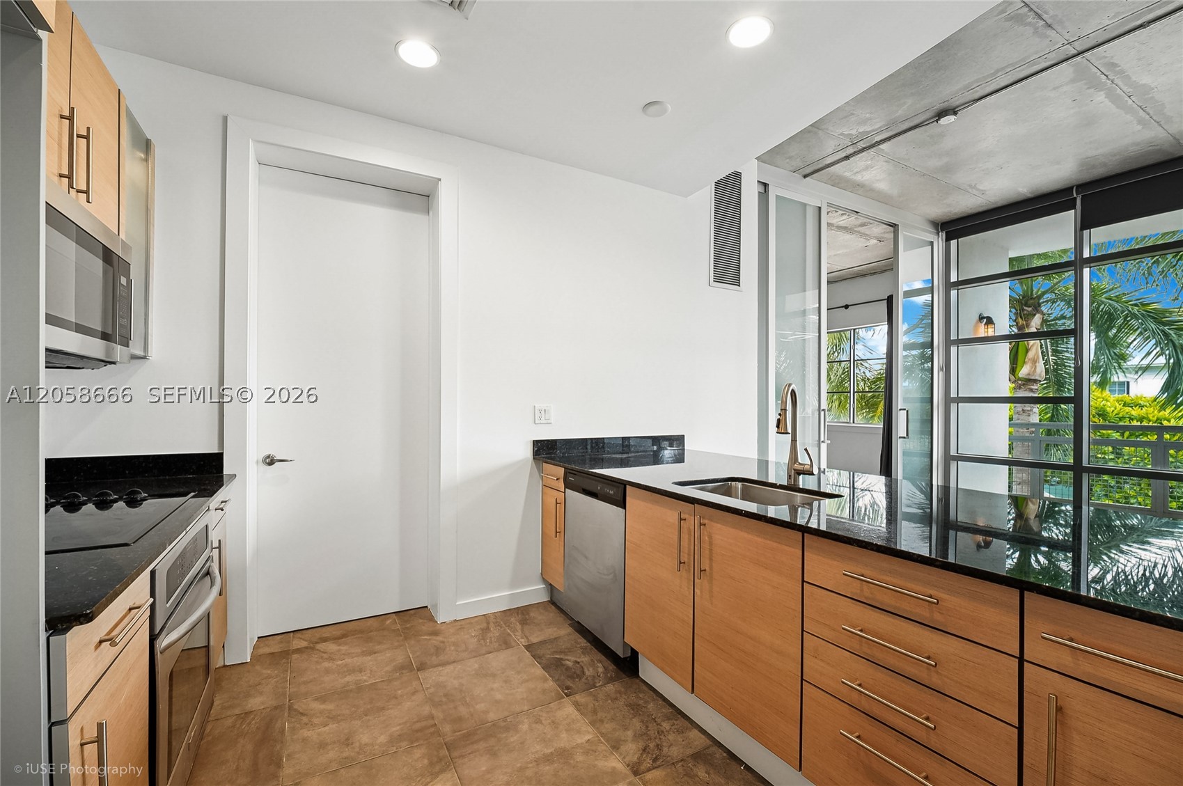 365 Se 6th Ave 308 Property Photo 5
