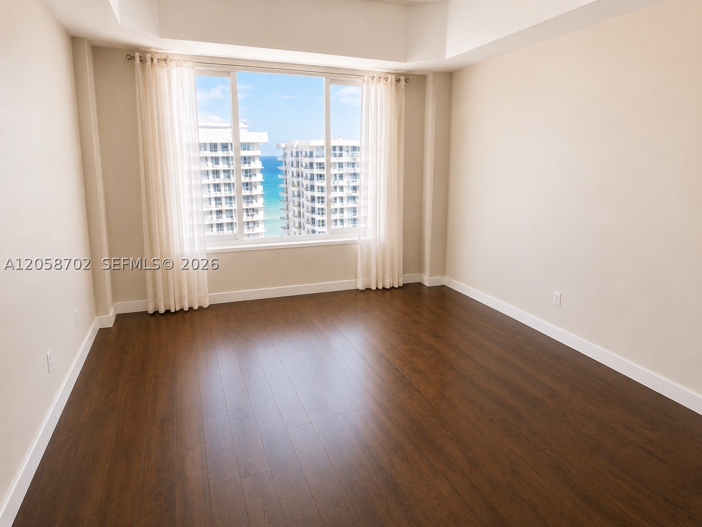 5600 Collins Ave 17u Property Photo 10