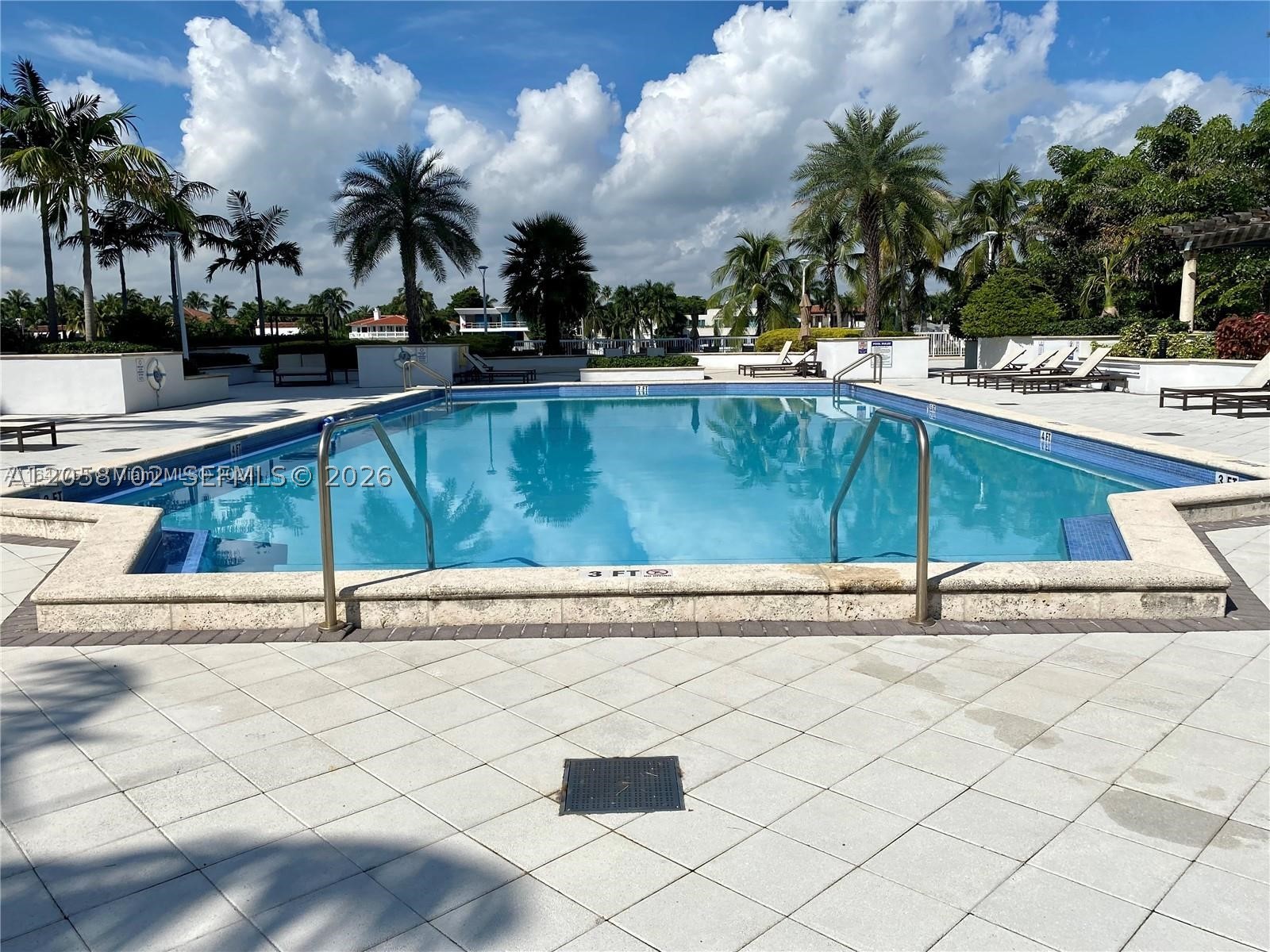 5600 Collins Ave 17u Property Photo 18