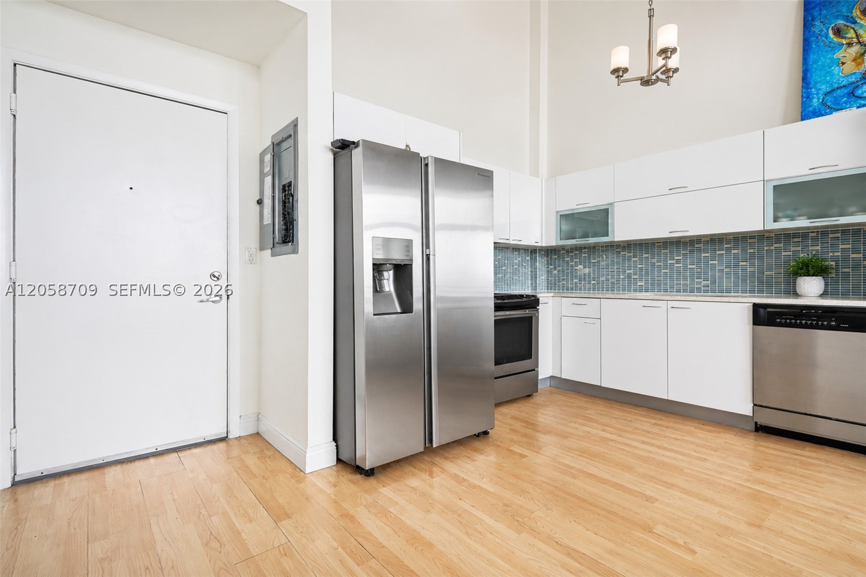 133 Ne 2nd Ave 3617 Property Photo 4