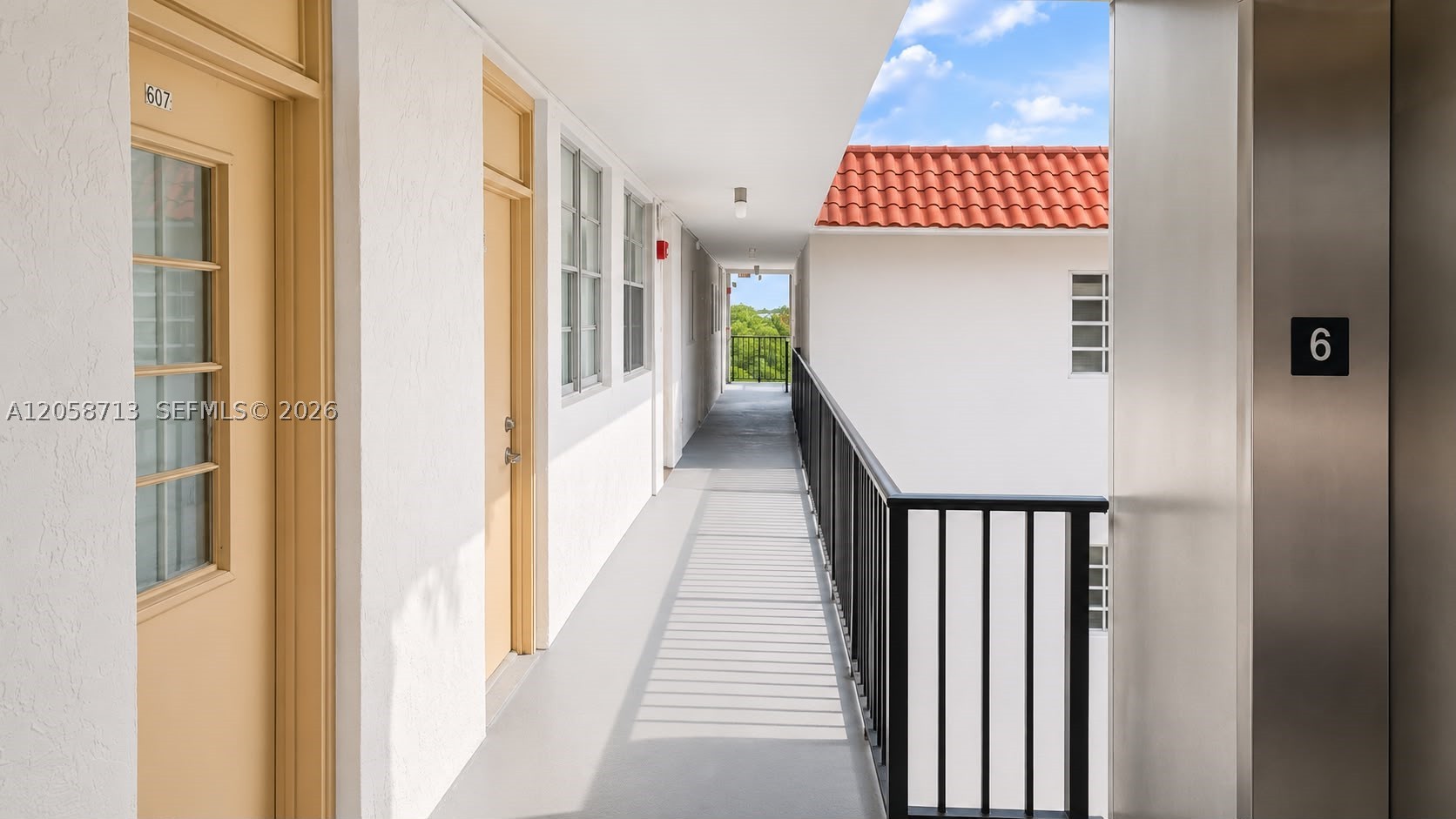 12590 Ne 16th Ave 605 Property Photo 25