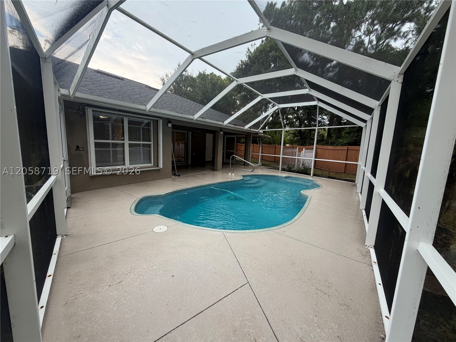 8 Wayler Pl Property Photo 5