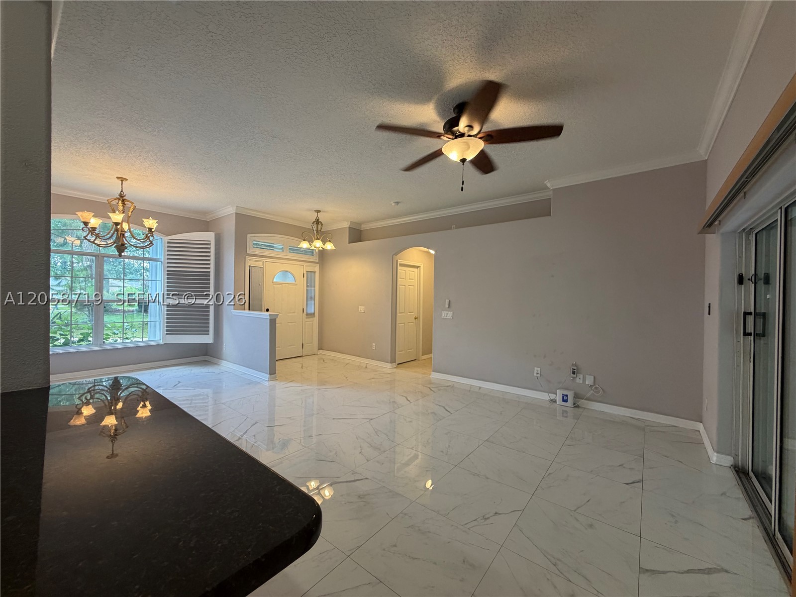 8 Wayler Pl Property Photo 11