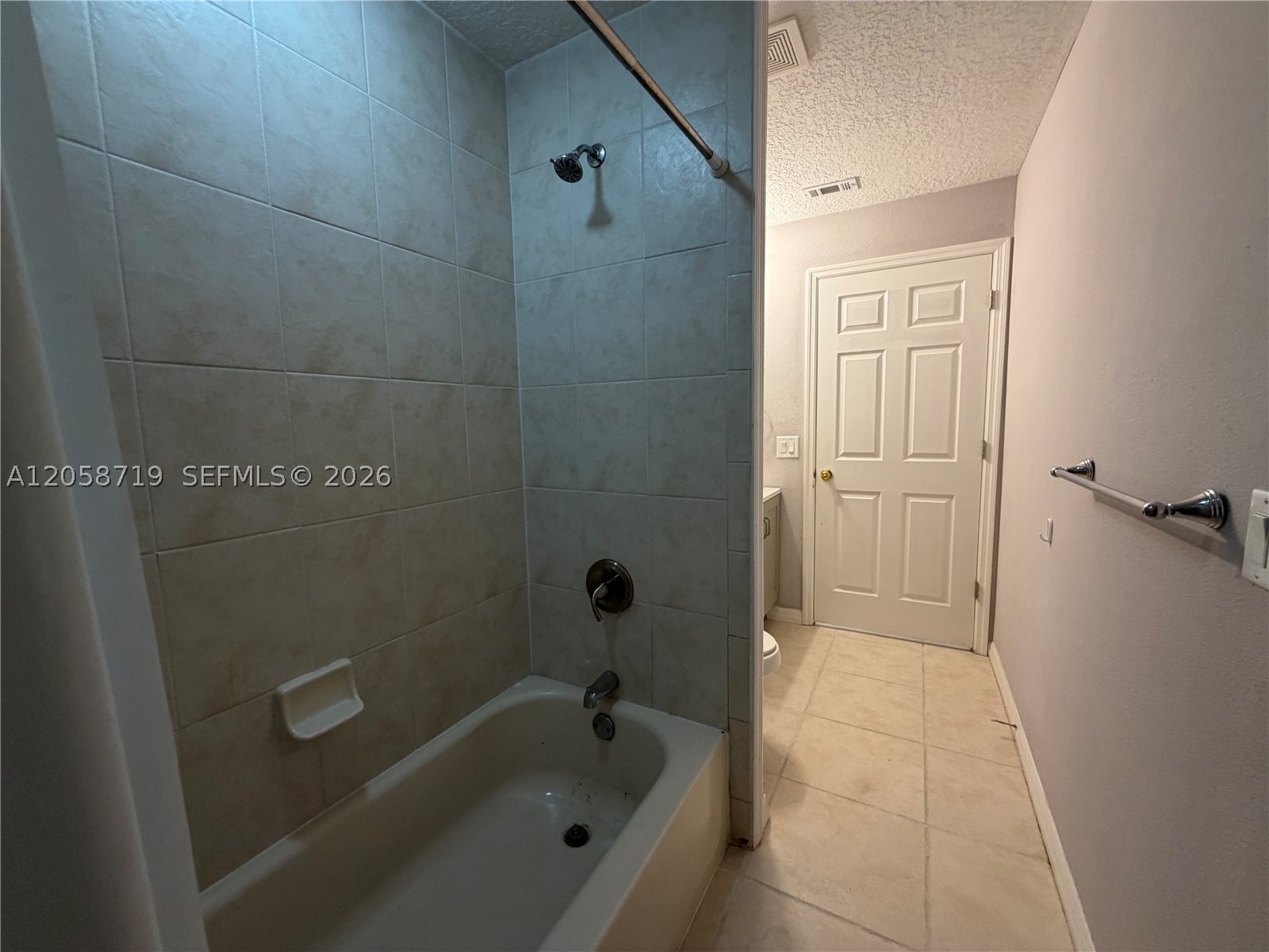 8 Wayler Pl Property Photo 25
