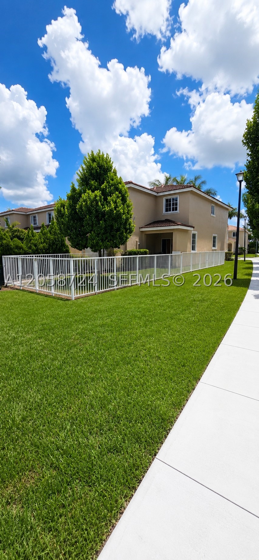14072 Sw 272nd St Property Photo 6