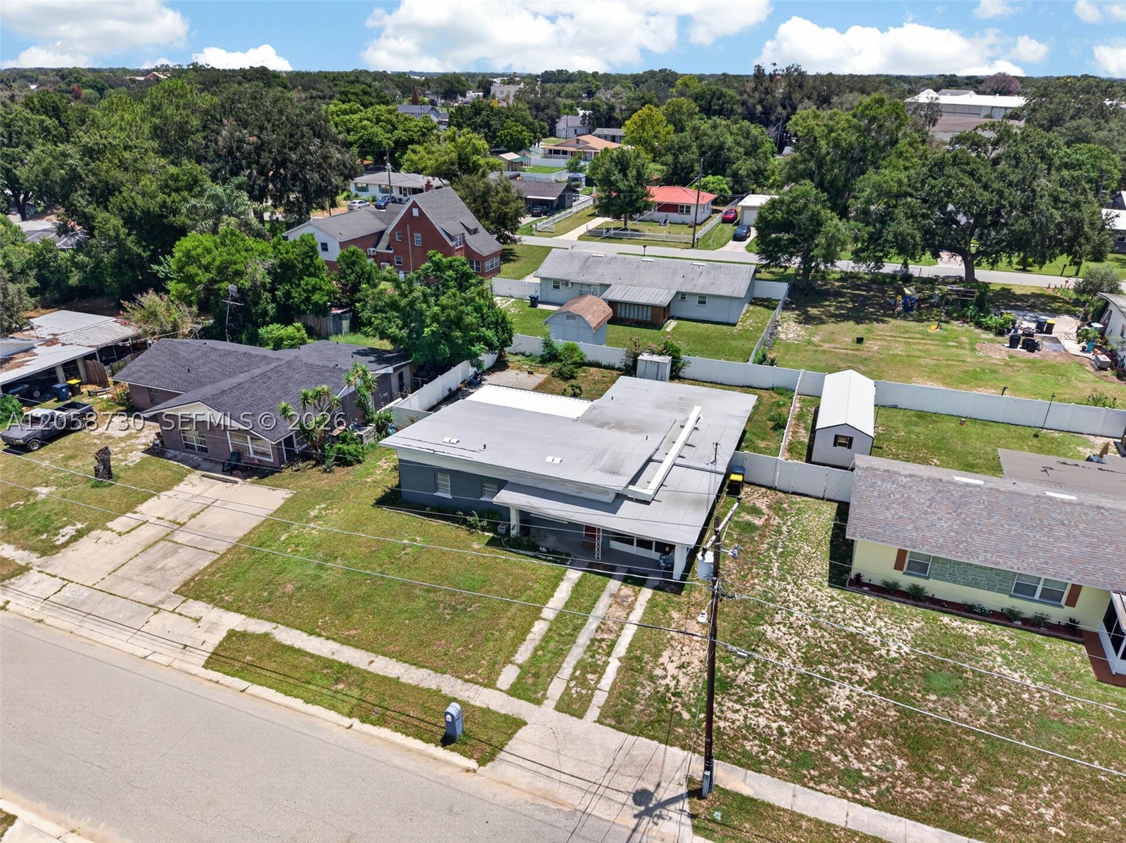 215 Palm Avenue Property Photo 3