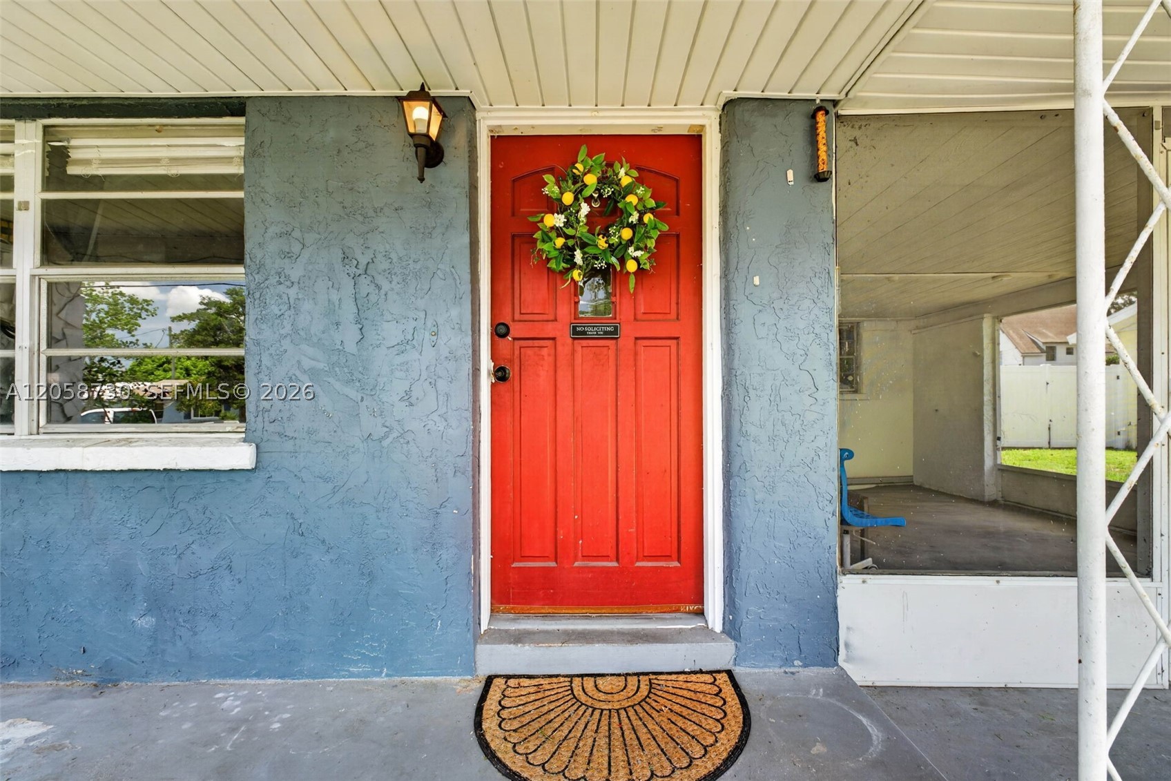 215 Palm Avenue Property Photo 7