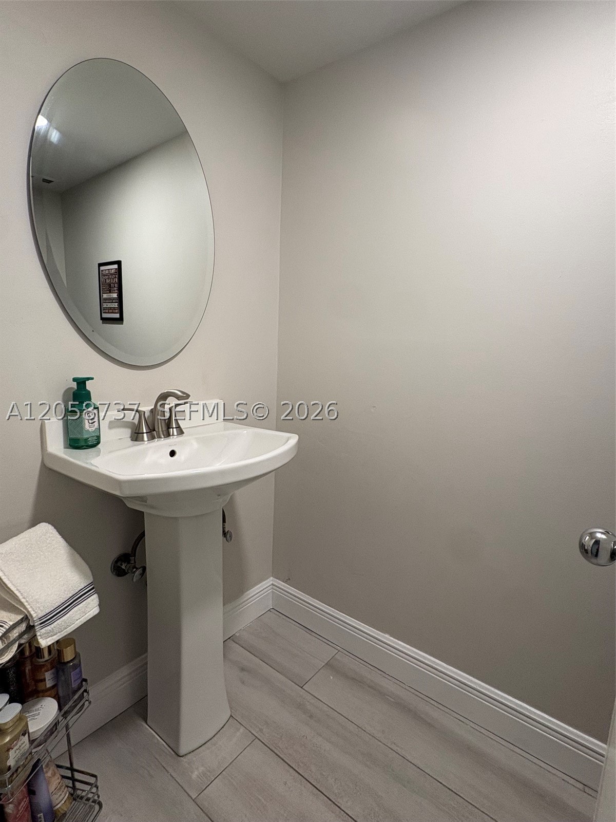 7620 Carlyle Ave 502 Property Photo 7