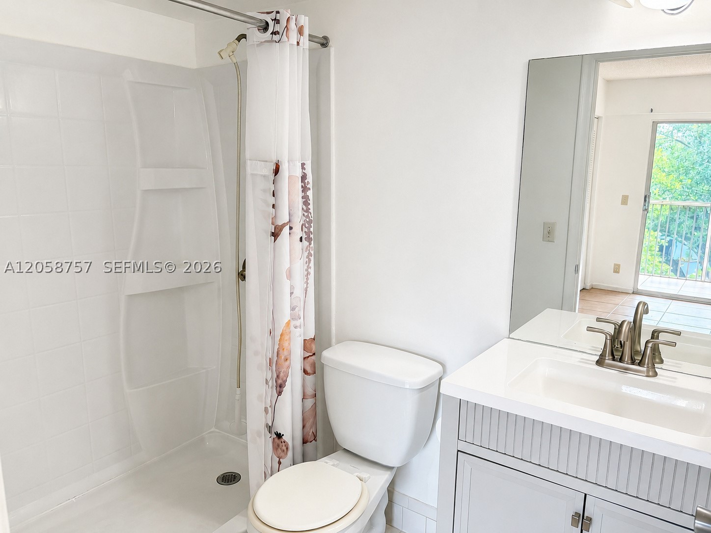 1301 Sw 135th Ter 406j Property Photo 9