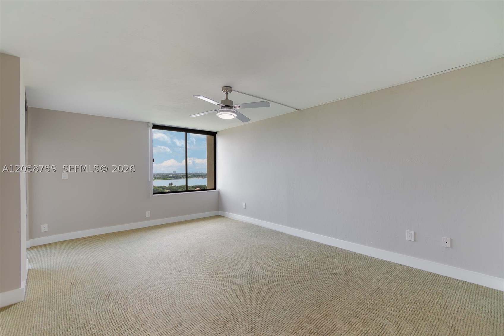 2480 Presidential Way 1801 Property Photo 19