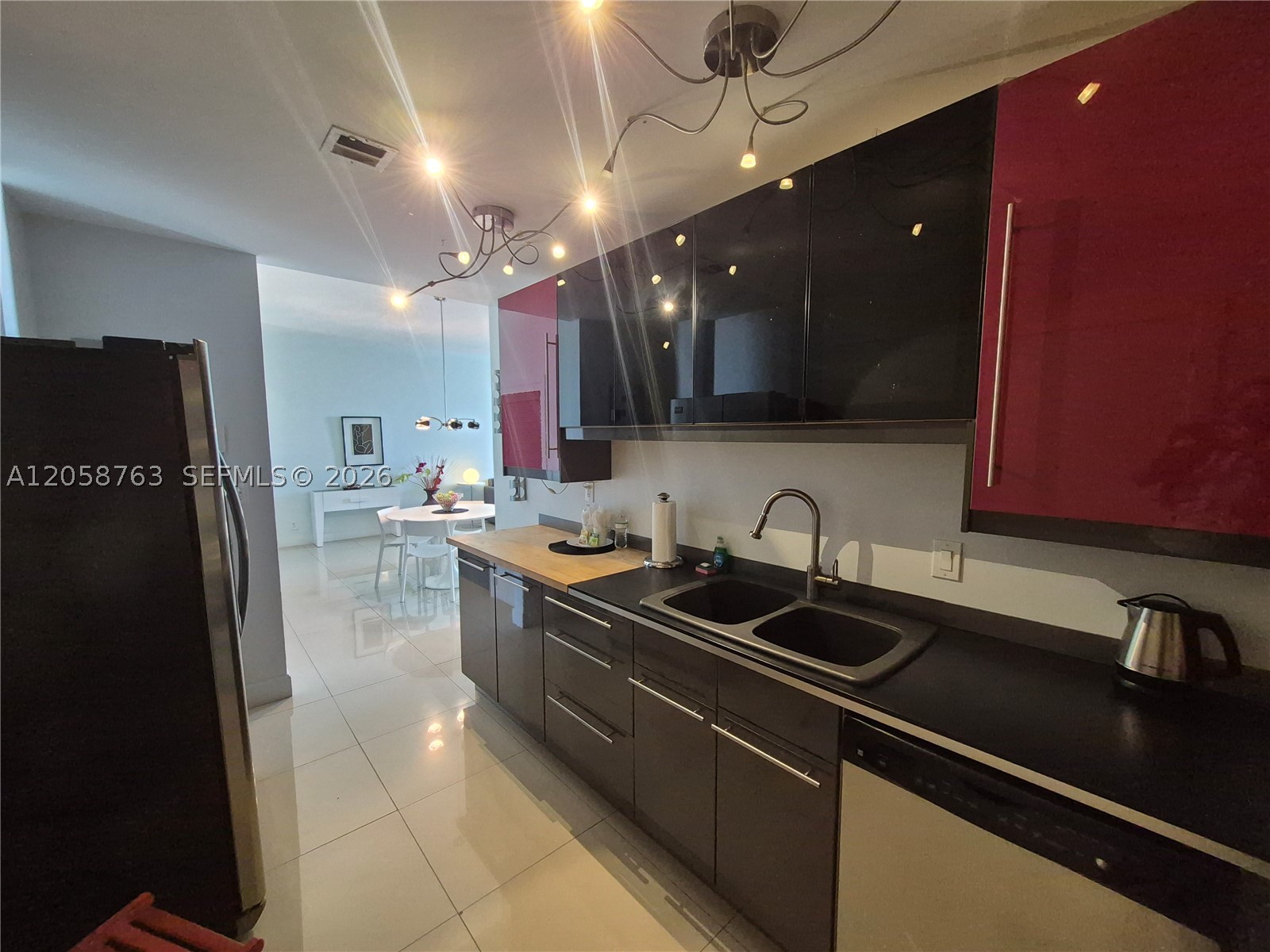 3901 S Ocean Dr Ph16r Property Photo 8