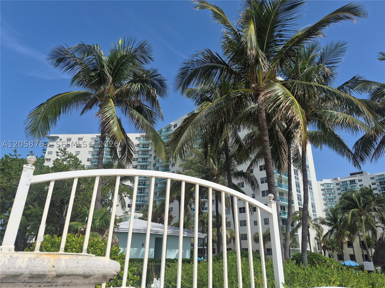 3901 S Ocean Dr Ph16r Property Photo 25