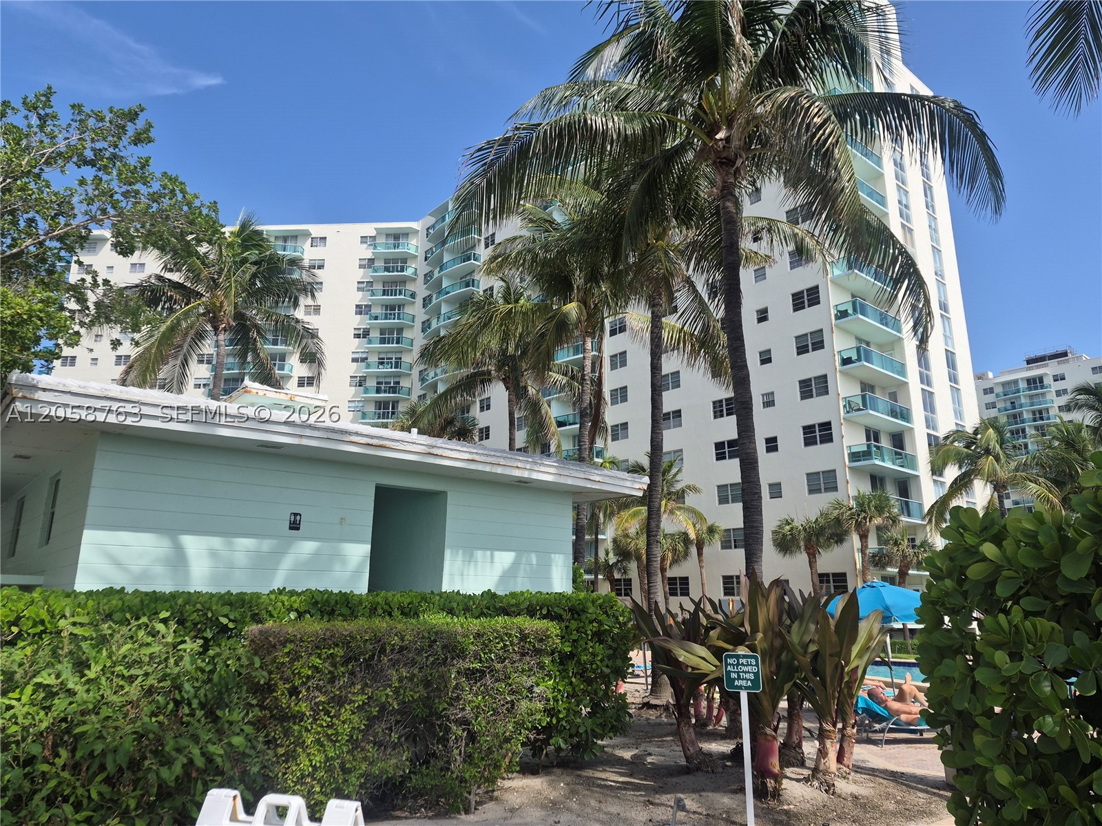 3901 S Ocean Dr Ph16r Property Photo 26