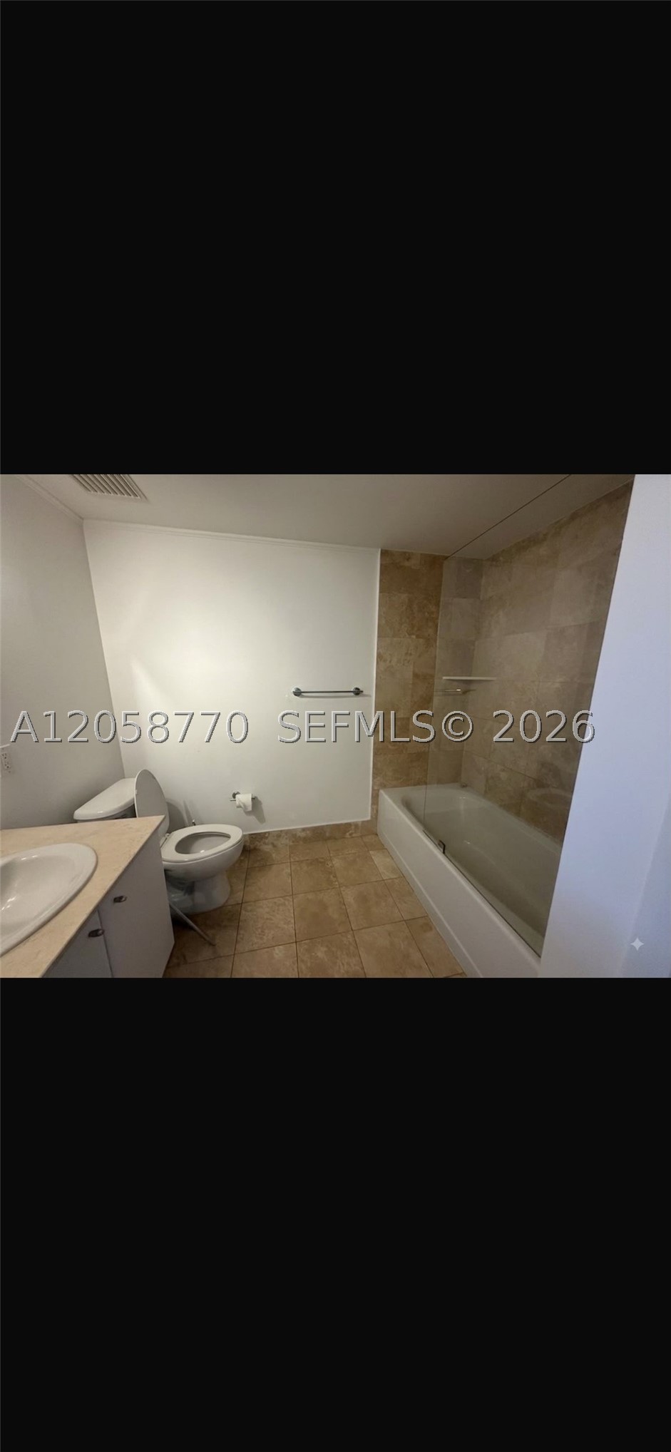 2475 Brickell Ave 1609 Property Photo 8