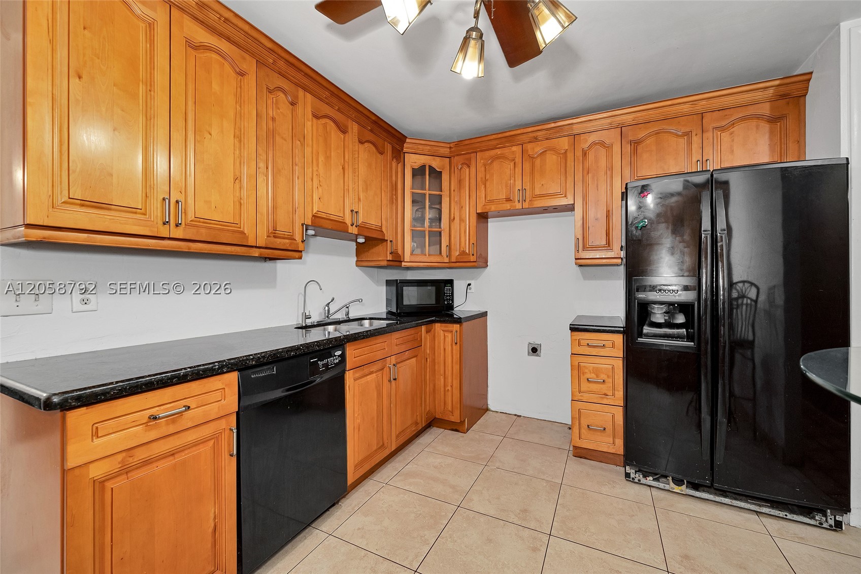 220 Sw 65th Ave Property Photo 7