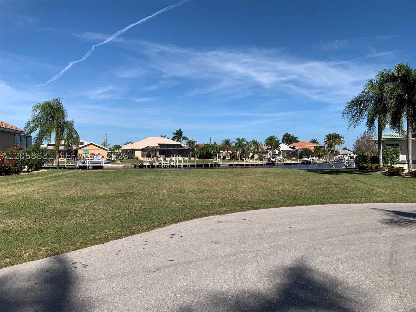 512 Andora Dr Property Photo 3