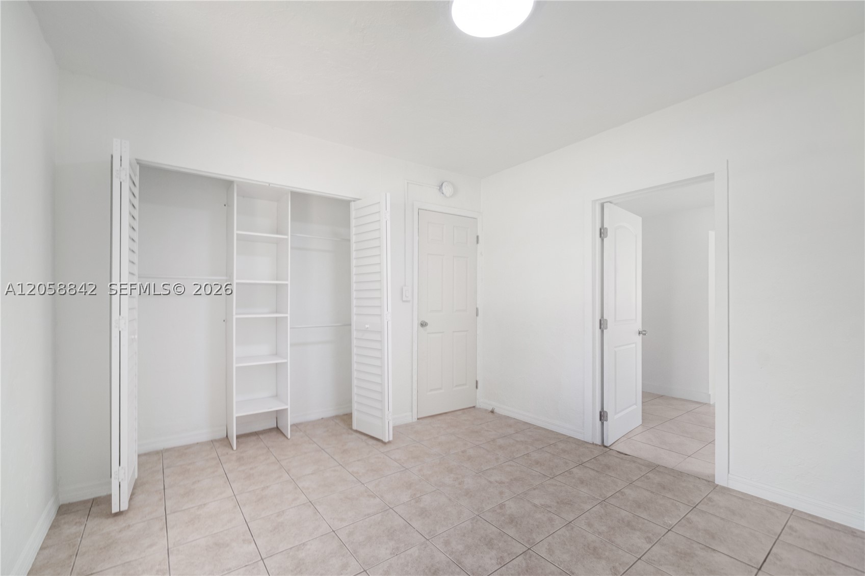 15431 Harding Ln Property Photo 24