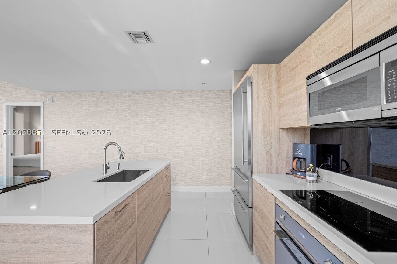 16385 Biscayne Blvd 3201 Property Photo 13