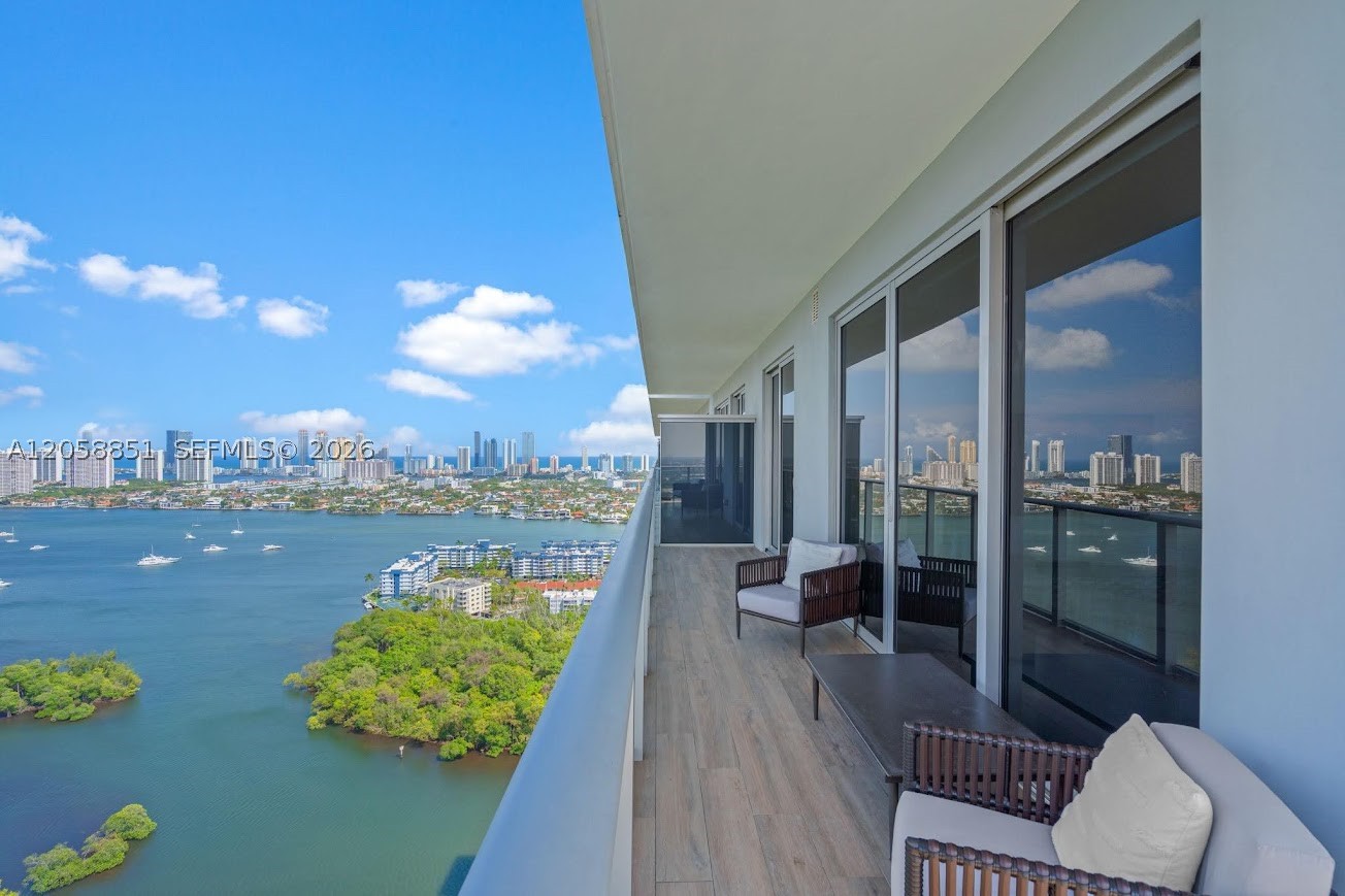 16385 Biscayne Blvd 3201 Property Photo 26
