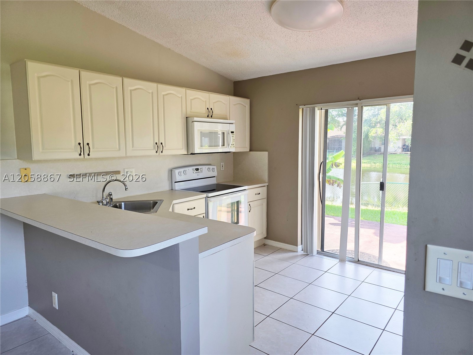 11273 Sw 18th Ct Property Photo 16