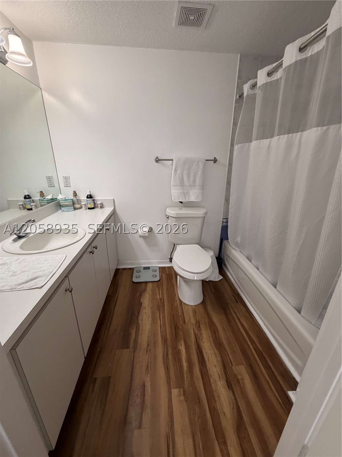 3500 Coral Way 907 Property Photo 21