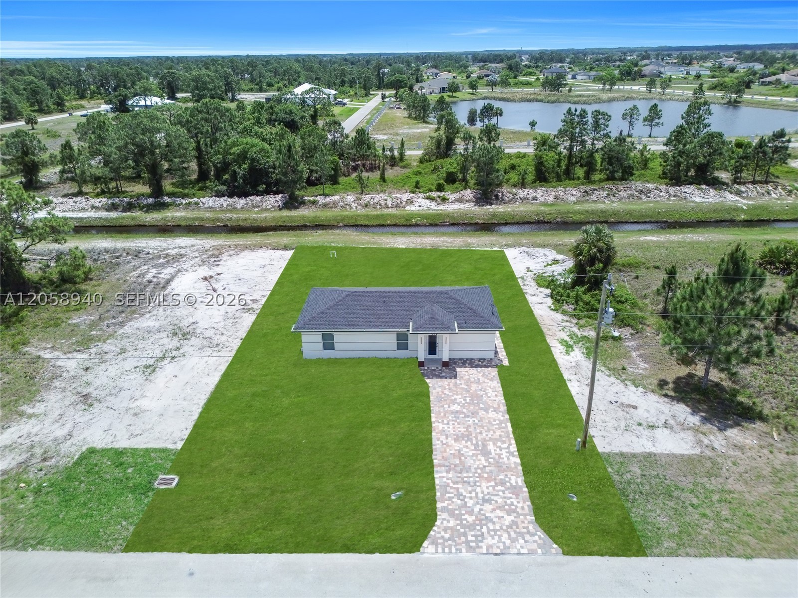 1042 Darlington St Property Photo 15